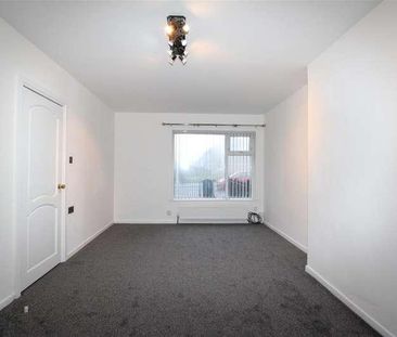 Broadstone Way, Bradford, BD4 - Photo 2