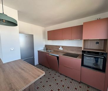 Location Appartement 4 pièces 11m² - Photo 1