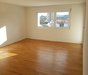 4.5 Zimmerwohnung mit grossem Balkon - Foto 1
