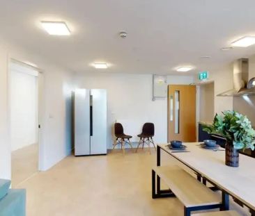 Skyline Cluster Studio - Photo 5