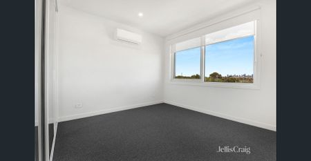 Brand New, Tri-Level Three Bedroom Townhouse in the New Bradmill Development - Photo 4