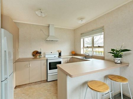 Gloucester Street, Taradale - Photo 2