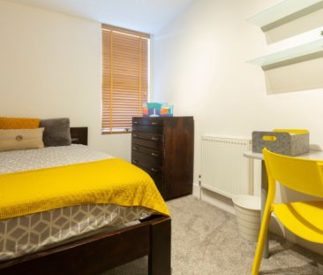 Archery Terrace, Hyde Park, Leeds - Photo 3