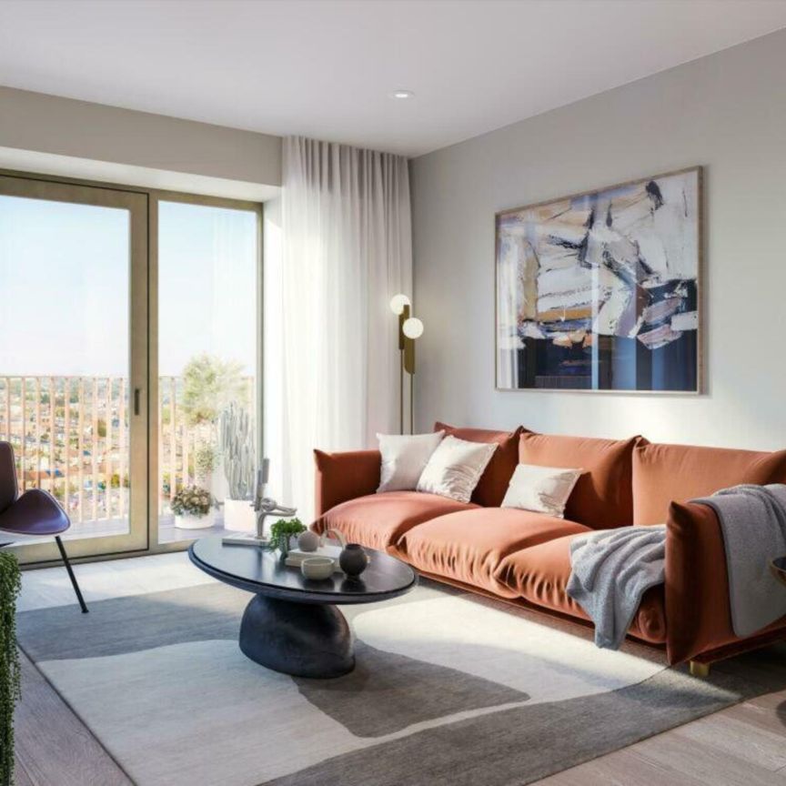 Western Gateway, London, E16 - Photo 1