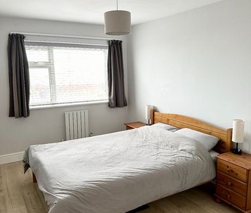 3 Bed Flat, Langdale Court, BN3 - Photo 4