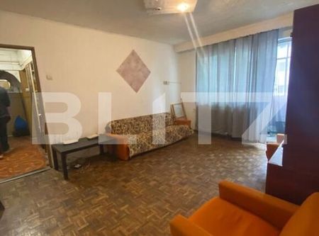 Apartament 3 camere, 65 mp, decomandat, zona Craiovita Noua - Racheta - Photo 4