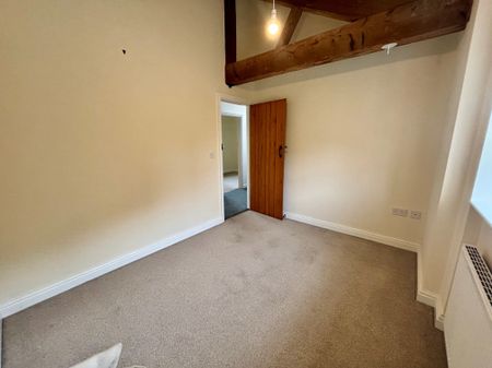 Winsford, Darnhall - Photo 3