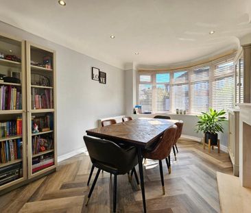 3 bedroom semi-detached house to rent - Photo 3