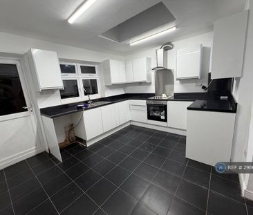 5 bedroom terraced house to rent - Photo 6