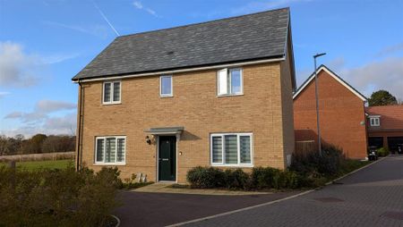 3 bedroom detached house to rent - Photo 3