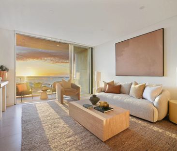 Luxurious Four-Level Coastal Retreat Opposite Diamond Bay Reserve - Photo 1