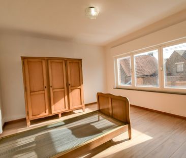 Halfopen bebouwing met loods te huur in Kortemark! - Photo 4