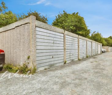 3 bedroom end of terrace house to rent - Photo 3