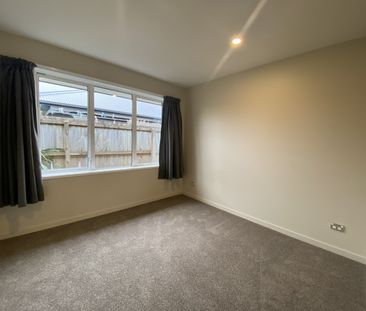 8 Booth Way, Belfast - Photo 2