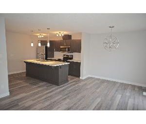 3 Bed 2.5 Bath Duplex For Rent Fort Saskatchewan - Photo 3