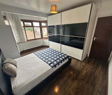 Room in a Shared House, Winsford Terrace, N18 - Photo 4