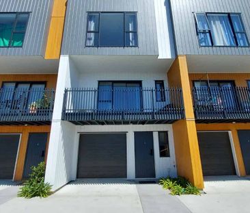 Townhouse at Northcote - Photo 5