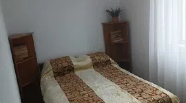 Apartament, 3 camere semidecomandat, 74 mp, Calea Romanului, de inchiriat, OMV, Cod 161356 - Fotografie 1