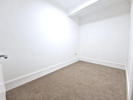 3 bedroom detached bungalow to rent - Photo 5