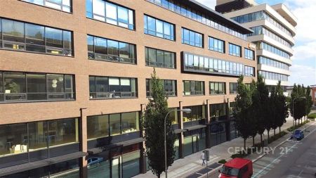 Pronájem světlého, tichého, vkusně zařízeného bytu 2+1, ul. Přízova, Brno centrum - Photo 2