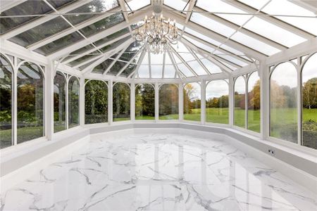 9 bedroom detached house to rent - Photo 3