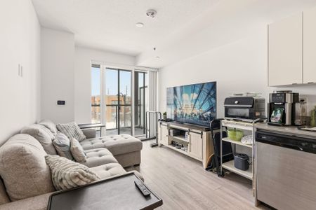 For Lease - 3210 Dakota Common Unit# A318, Burlington, Ontario - Photo 4
