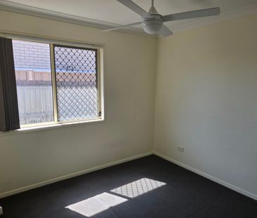 Fantastic Location! - Photo 2