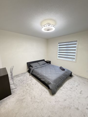 For Lease - 1207 Drinkle Crescent, Oshawa, Ontario - Photo 3