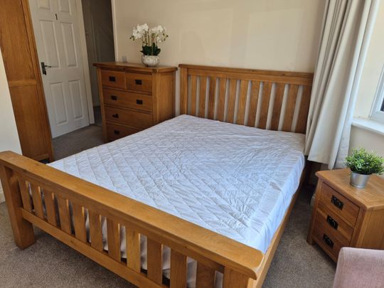 5 Bed Terraced House, Glebelands Road, BS34 - Photo 1