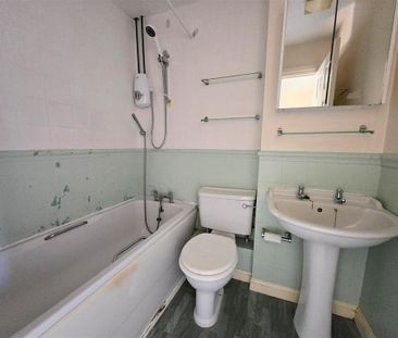 2 bedroom terraced house to rent - Photo 5