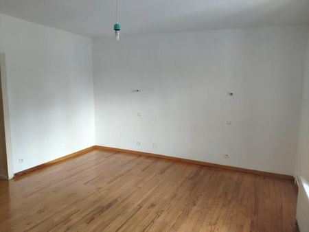 MAISON 5 pièce(s) - 137.00m² - Photo 4