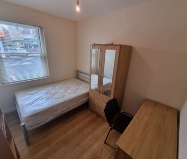 2 Bed Student Accommodation - Photo 5