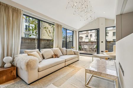 Cleveland Row St James'S SW1A - Photo 2