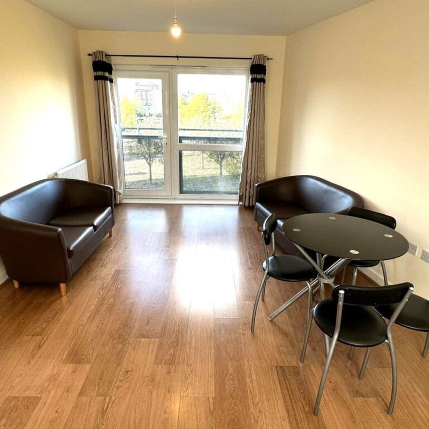 2 bedroom Apartment - Spectre Court, Hatfield - Photo 1
