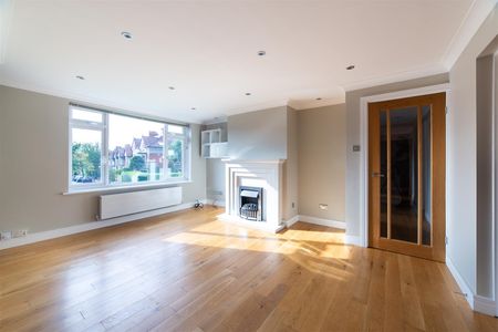 2 bed apartment to rent in The Drive, Gosforth, NE3 - Photo 5