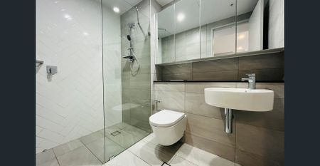 Luxury Apartment in a Dream Location - Photo 5