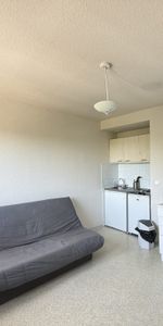 Location Appartement 1 pièce 18m² RODEZ 12000 - Photo 4