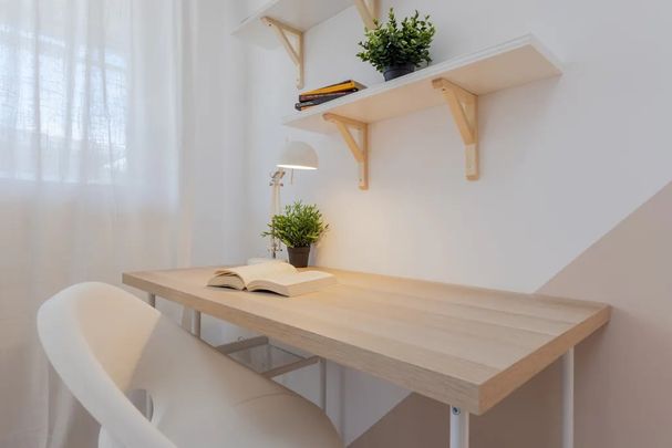 Via Urbino, Padova, Veneto 35142 - Photo 1