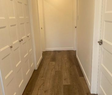 4 1/2 avec une grande cour - Photo 1