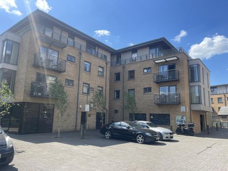2 bedroom flat to rent - Photo 3