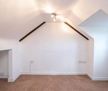 2 bedroom barn conversion to rent - Photo 2