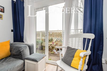 1 bedroom apartment to rent Grovehill Road, Redhill, RH1 - Photo 3