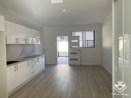 BRAND NEW Spacious One Bedroom Granny Flat - Photo 4