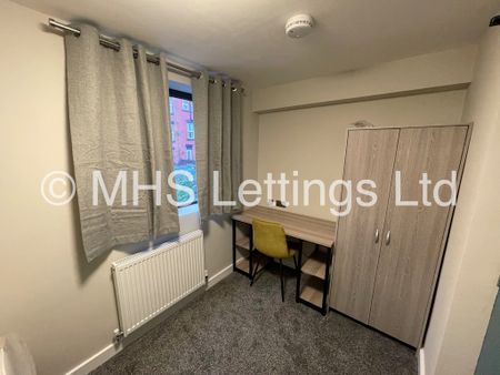 3 Manor Avenue, Leeds, LS6 1BY - Photo 3