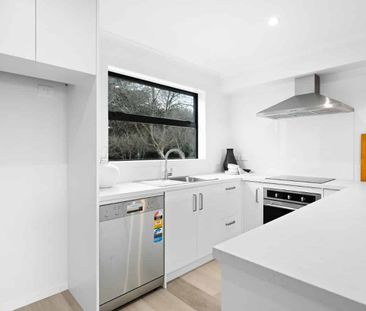 In Zone Hamilton Girls and Boys High School - Photo 3