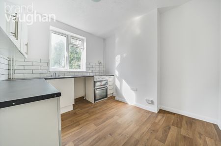 2 bedroom maisonette to rent - Photo 2