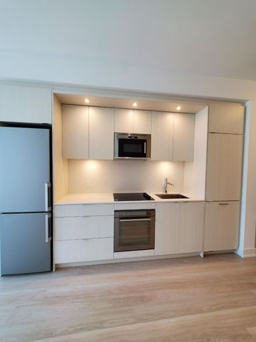 For Lease - 30 Inn on the Park Drive Unit# 218, Toronto, Ontario - Photo 4