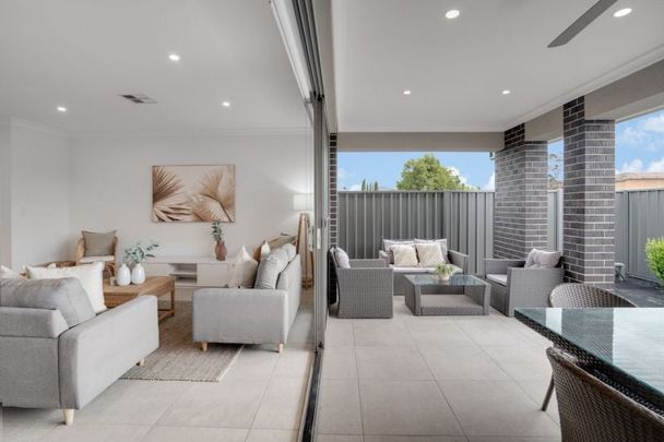 2/437A Grange Road, Seaton - Photo 1