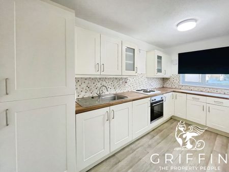 Kiln Way, Badgers Dene, Grays, RM17 - Photo 5