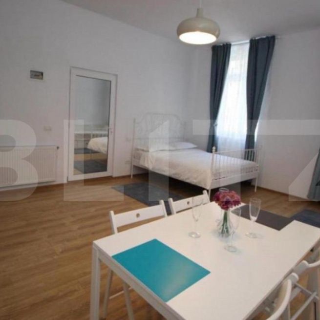 Garsoniera de inchiriat, 32 mp, zona Centrul Vechi - Photo 1